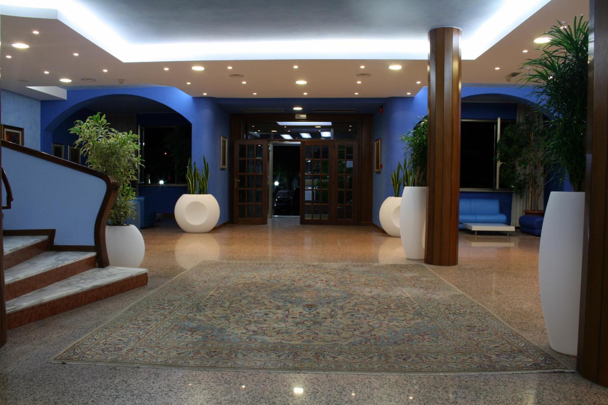 Hotel Rio Васто Екстер'єр фото