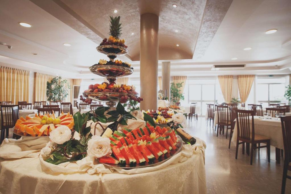 Hotel Rio Васто Екстер'єр фото